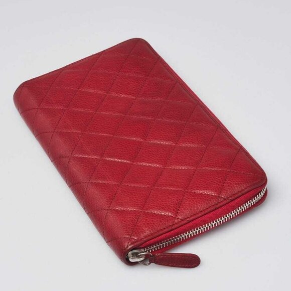 Chanel Red Quilted Caviar Leather Zippy Organizer Wallet - Picture 2 of 9